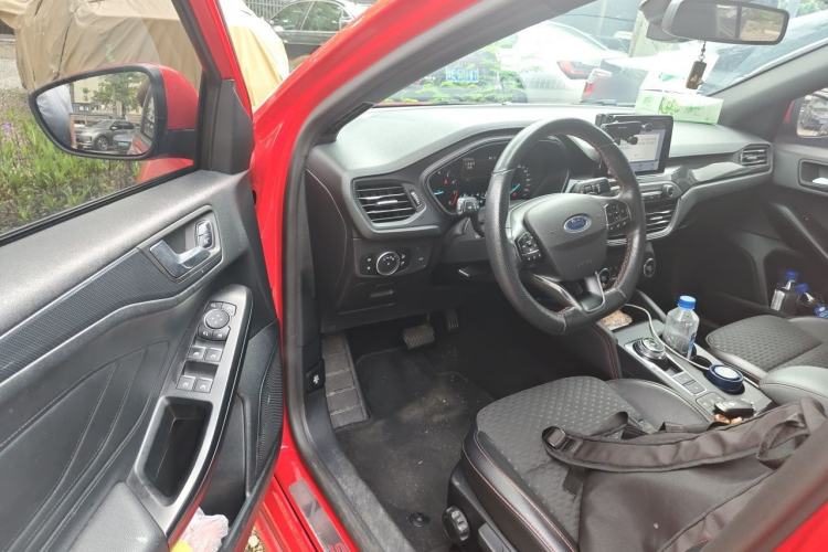 Used Ford Focus 2020 Sedan EcoBoost 180 Automatic ST Line Driver Seat