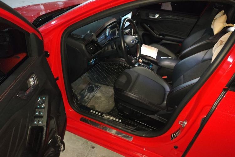 Used Ford Focus 2020 Sedan EcoBoost 180 Automatic ST Line Driver Seat