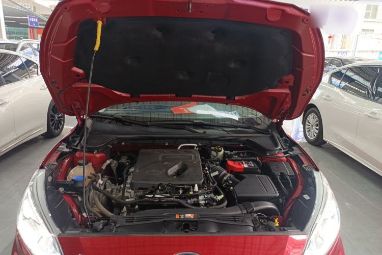 Used Ford Focus 2020 Hatchback EcoBoost 180 Automatic Trend Edition Engine Bay