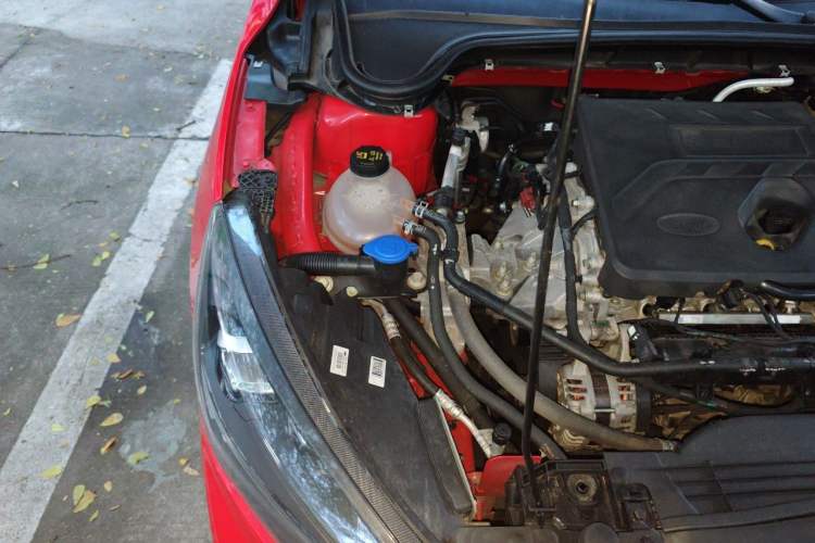 Used Ford Focus 2020 Sedan EcoBoost 180 Automatic ST Line Engine Bay Right
