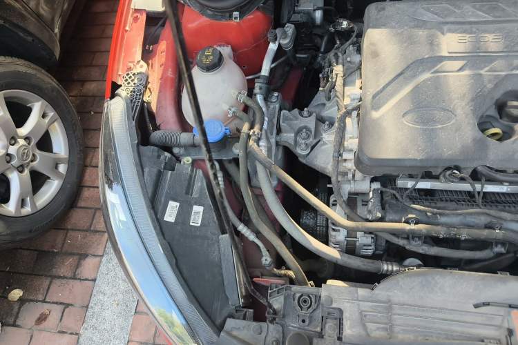 Used Ford Focus 2020 Sedan EcoBoost 180 Automatic ST Line Engine Bay Right