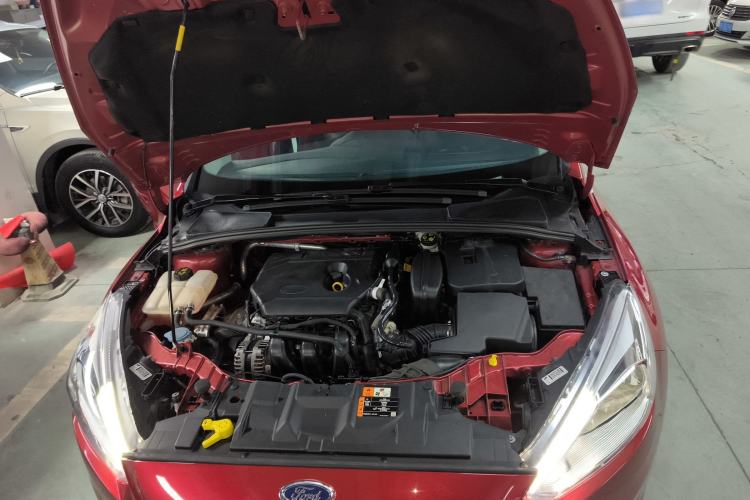 Used Ford Focus 2020 Hatchback Classic 1.5L Automatic Trendy Model Engine Bay