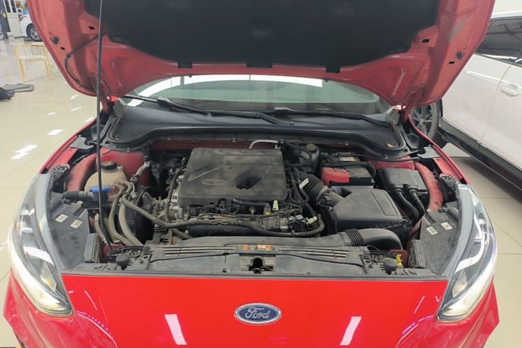 Used Ford Focus 2020 Hatchback EcoBoost 180 Automatic ST Line Engine Bay