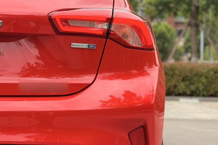 Used Ford Focus 2020 Hatchback EcoBoost 180 Automatic ST Line Exterior 1