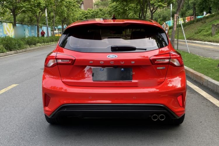 Used Ford Focus 2020 Hatchback EcoBoost 180 Automatic ST Line Exterior 5