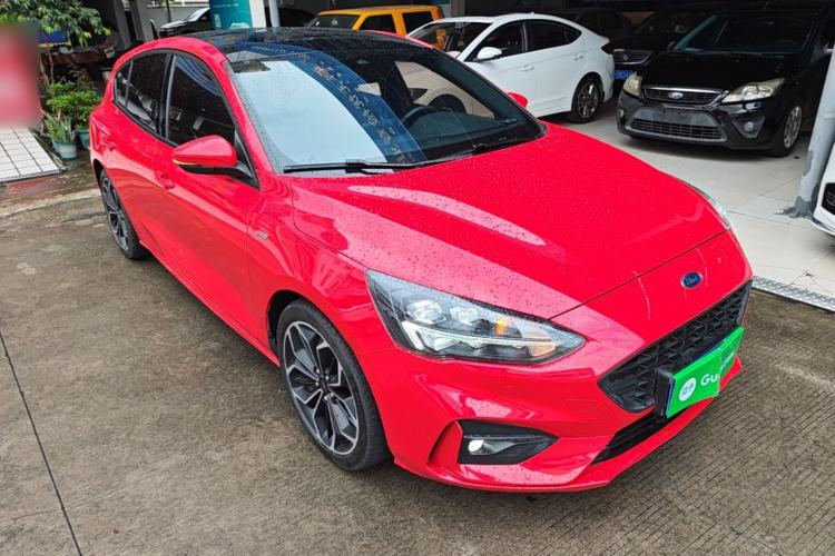 Used Ford Focus 2020 Hatchback EcoBoost 180 Automatic ST Line Front Right 45 Deg