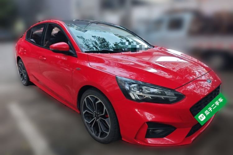 Used Ford Focus 2020 Sedan EcoBoost 180 Automatic ST Line Front Right 45 Deg