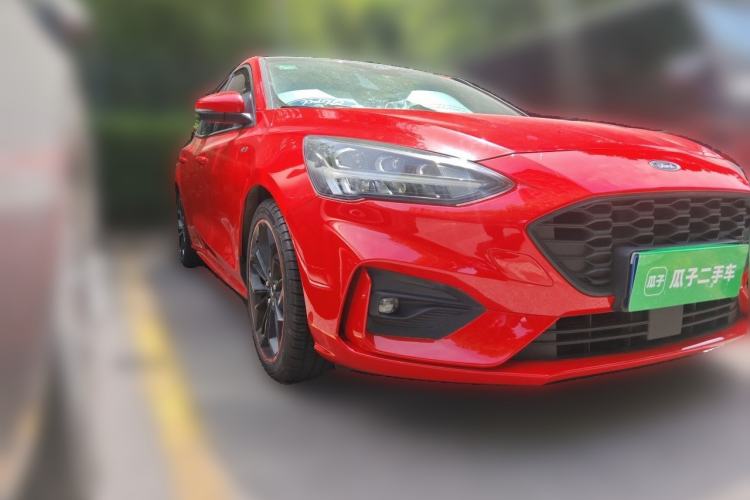 Used Ford Focus 2020 Hatchback EcoBoost 180 Automatic ST Line Front Right 45 Deg