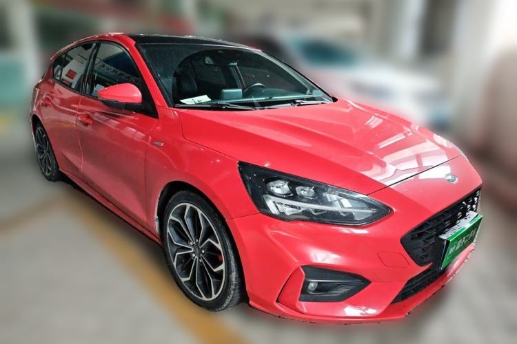 Used Ford Focus 2020 Hatchback EcoBoost 180 Automatic ST Line Front Right 45 Deg