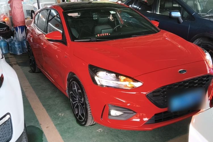 Used Ford Focus 2020 Hatchback EcoBoost 180 Automatic ST Line Front Right 45 Deg