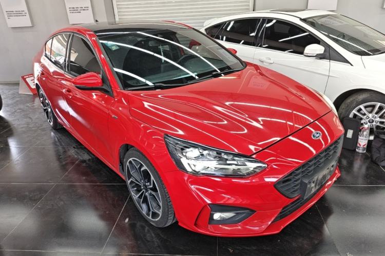 Used Ford Focus 2020 Sedan EcoBoost 180 Automatic ST Line Front Right 45 Deg