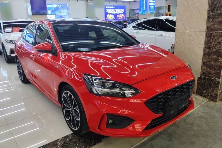 Used Ford Focus 2020 Sedan EcoBoost 180 Automatic ST Line Front Right 45 Deg