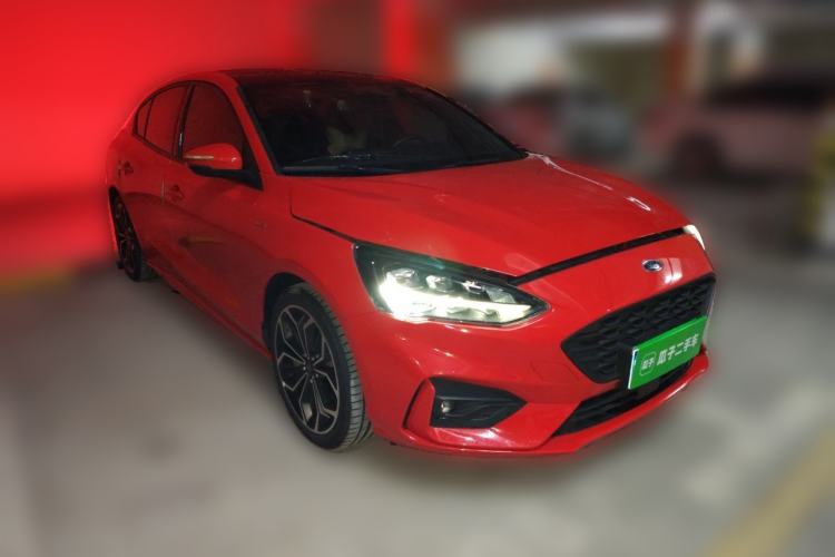 Used Ford Focus 2020 Sedan EcoBoost 180 Automatic ST Line Front Right 45 Deg