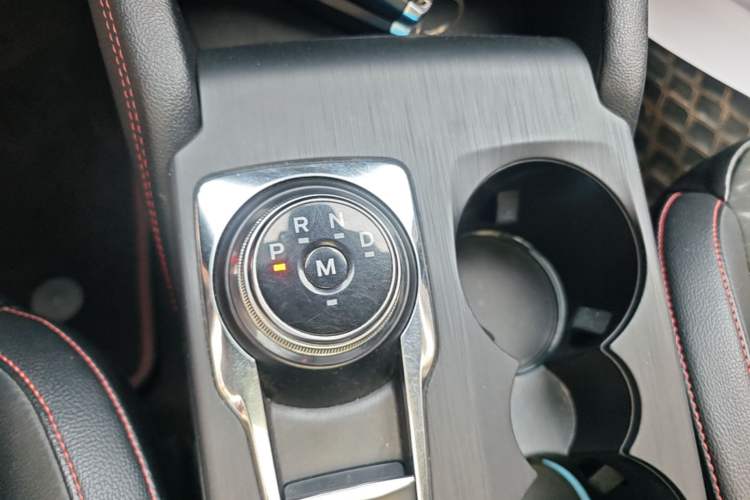 Used Ford Focus 2020 Hatchback EcoBoost 180 Automatic ST Line Gear Lever