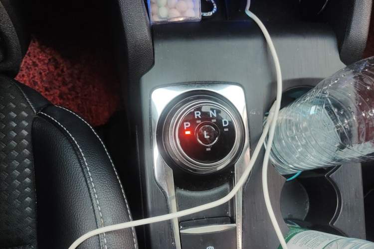 Used Ford Focus 2020 Sedan EcoBoost 180 Automatic Trend Edition Gear Lever
