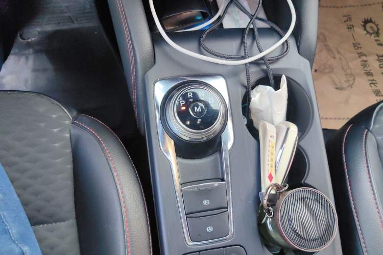 Used Ford Focus 2020 Sedan EcoBoost 180 Automatic ST Line Gear Lever