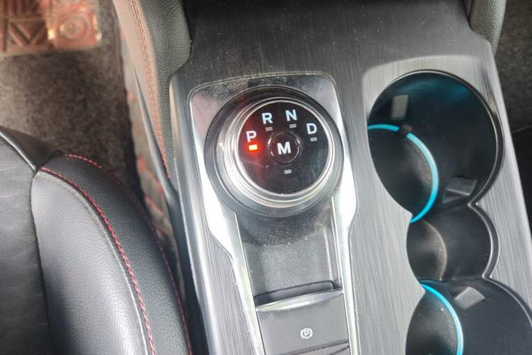Used Ford Focus 2020 Hatchback EcoBoost 180 Automatic ST Line Gear Lever