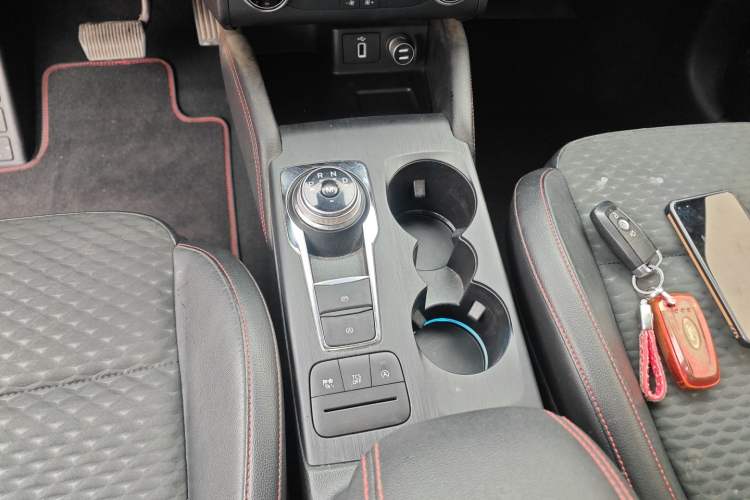 Used Ford Focus 2020 Hatchback EcoBoost 180 Automatic ST Line Gear Lever
