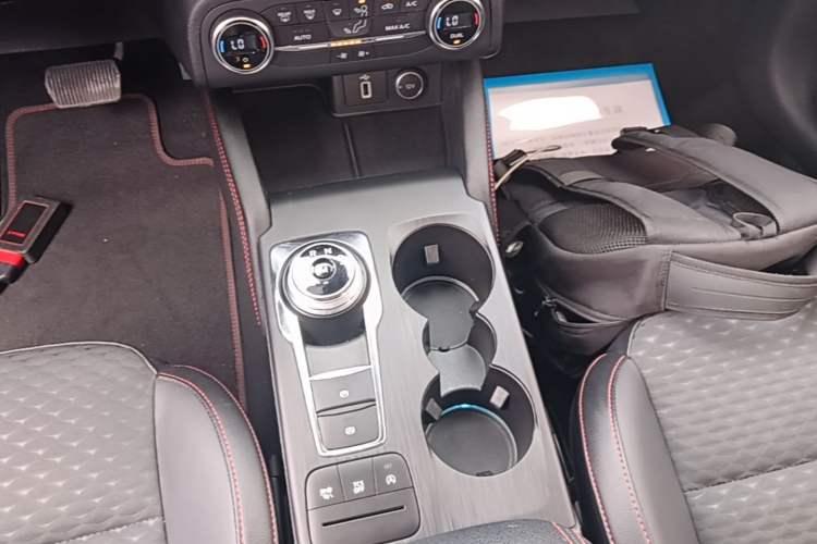 Used Ford Focus 2020 Hatchback EcoBoost 180 Automatic ST Line Gear Lever