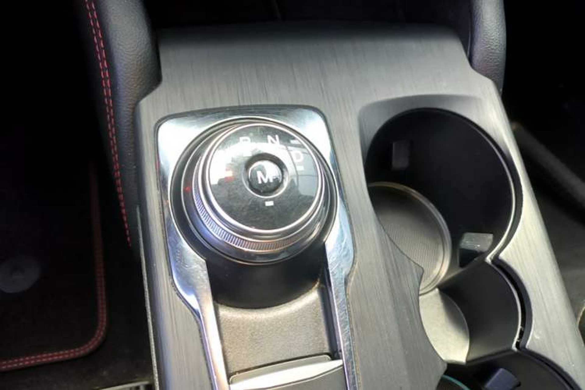 Used Ford Focus 2020 Sedan EcoBoost 180 Automatic ST Line Gear Lever