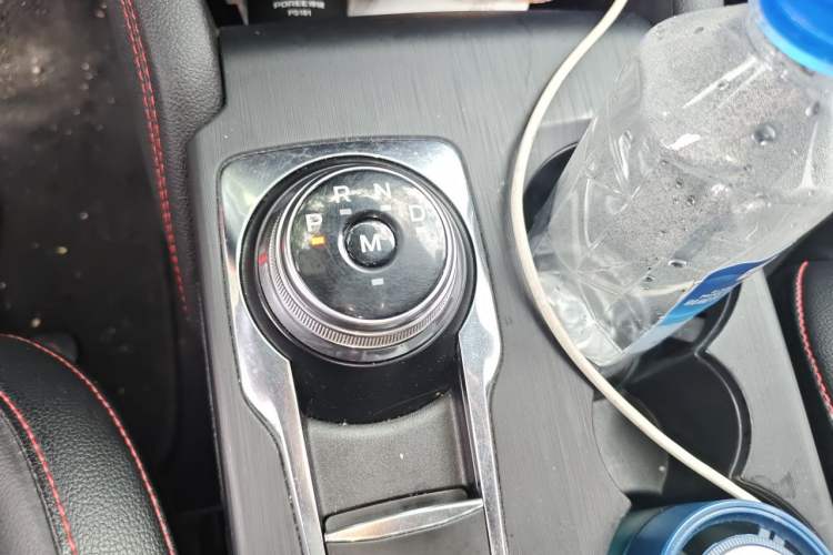 Used Ford Focus 2020 Sedan EcoBoost 180 Automatic ST Line Gear Lever