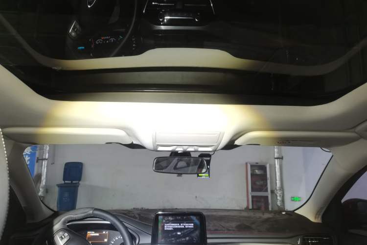 Used Ford Focus 2020 Sedan EcoBoost 180 Automatic Trend Edition Headliner
