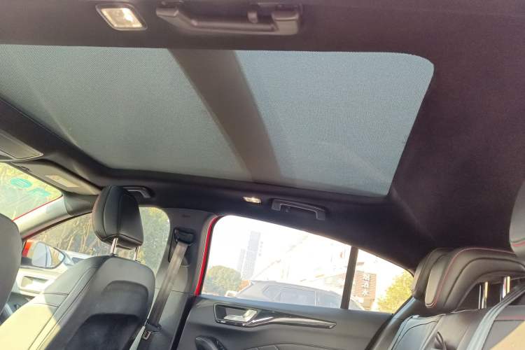Used Ford Focus 2020 Hatchback EcoBoost 180 Automatic ST Line Interior 4