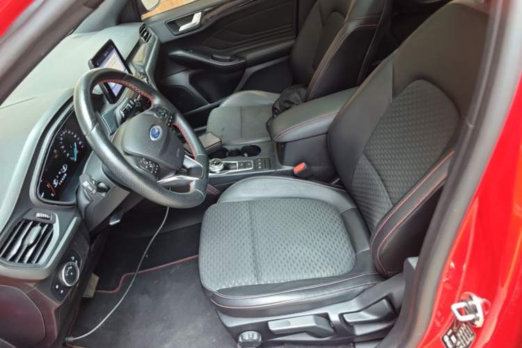 Used Ford Focus 2020 Hatchback EcoBoost 180 Automatic ST Line Left Front Seat