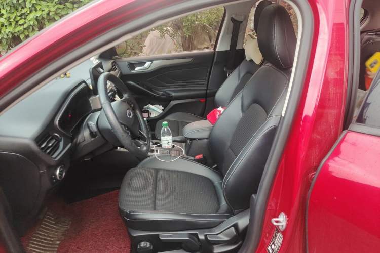 Used Ford Focus 2020 Sedan EcoBoost 180 Automatic Trend Edition Left Front Seat