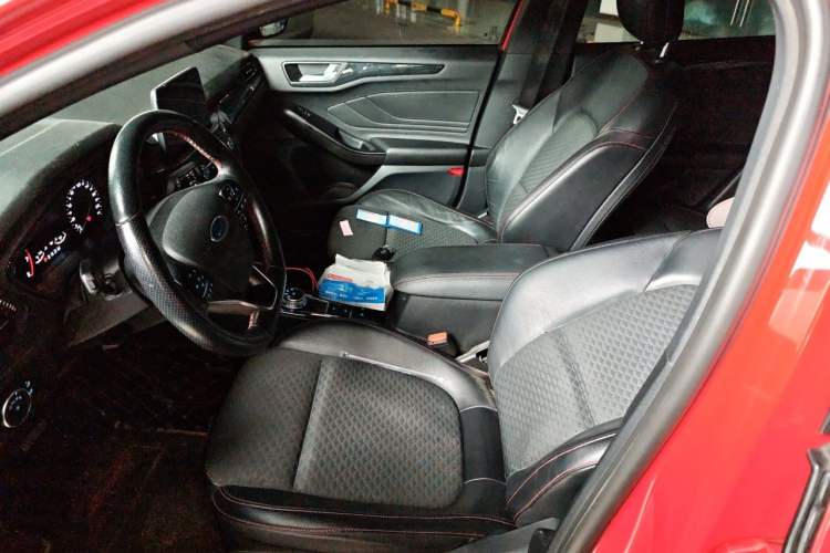 Used Ford Focus 2020 Hatchback EcoBoost 180 Automatic ST Line Left Front Seat