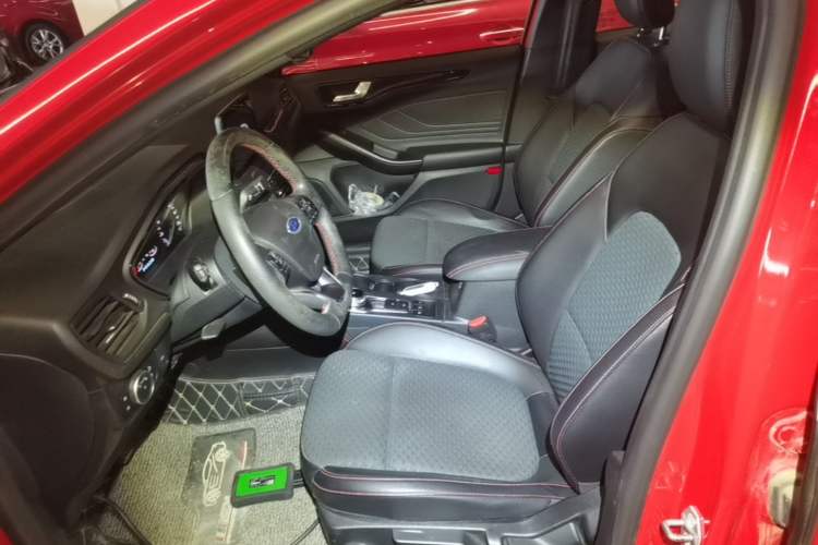 Used Ford Focus 2020 Sedan EcoBoost 180 Automatic ST Line Left Front Seat