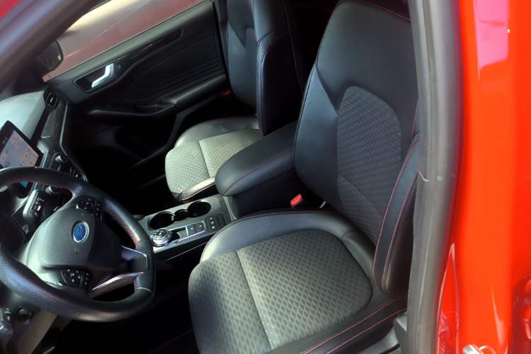 Used Ford Focus 2020 Sedan EcoBoost 180 Automatic ST Line Left Front Seat