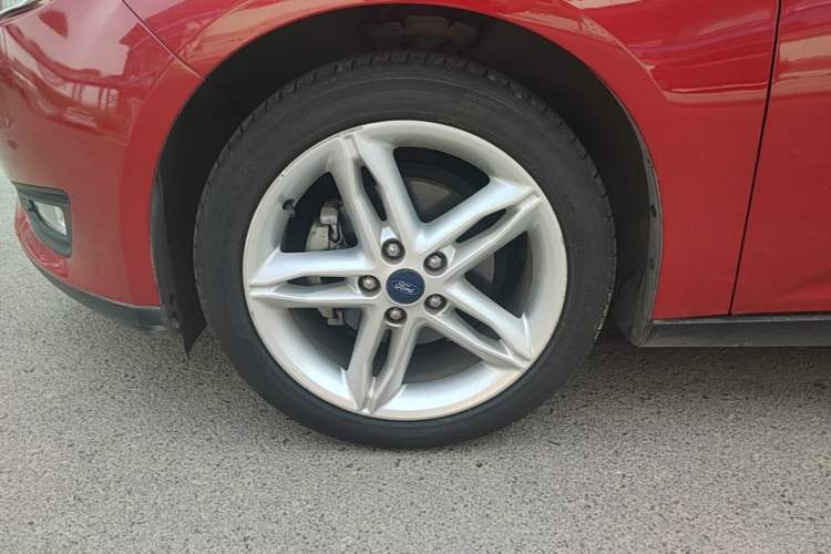 Used Ford Focus 2020 Hatchback Classic 1.5L Automatic Trendy Model Left Front Wheel Hub