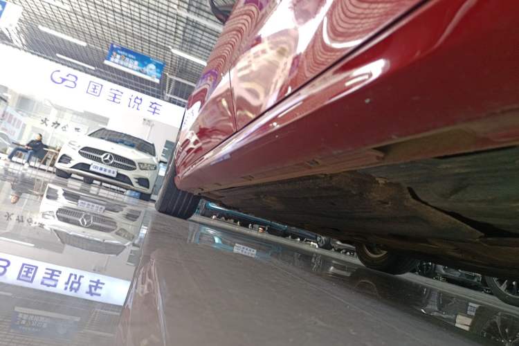 Used Ford Focus 2020 Hatchback EcoBoost 180 Automatic Trend Edition Left Side Sill