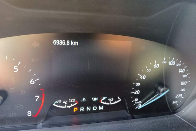 Used Ford Focus 2020 Hatchback EcoBoost 180 Automatic ST Line Odometer Close Up