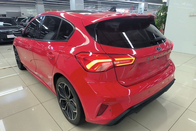 Used Ford Focus 2020 Hatchback EcoBoost 180 Automatic ST Line Rear Left 45 Deg