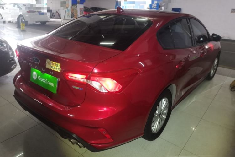 Used Ford Focus 2020 Sedan EcoBoost 180 Automatic Trend Edition Rear Right 45 Deg