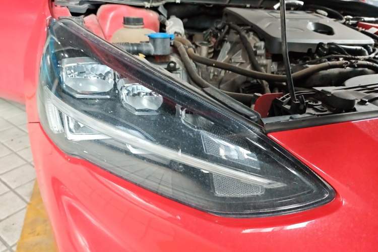 Used Ford Focus 2020 Hatchback EcoBoost 180 Automatic ST Line Right Front Headlight