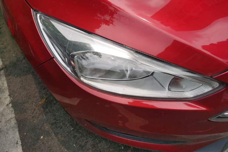 Used Ford Focus 2020 Hatchback Classic 1.5L Automatic Trendy Model Right Front Headlight