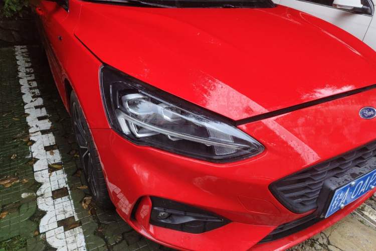 Used Ford Focus 2020 Hatchback EcoBoost 180 Automatic ST Line Right Front Headlight