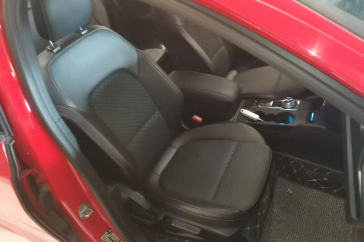 Used Ford Focus 2020 Sedan EcoBoost 180 Automatic ST Line Right Front Seat