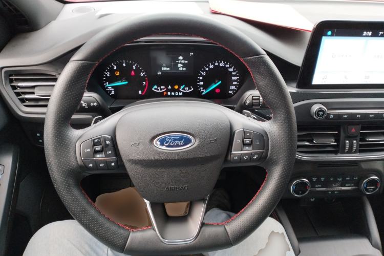 Used Ford Focus 2020 Sedan EcoBoost 180 Automatic ST Line Steering Wheel