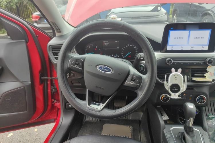 Used Ford Focus 2020 Hatchback 1.5L Automatic Sharp Edition Steering Wheel