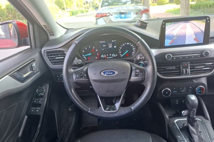 Used Ford Focus 2020 Hatchback 1.5L Automatic Sharp Edition Steering Wheel