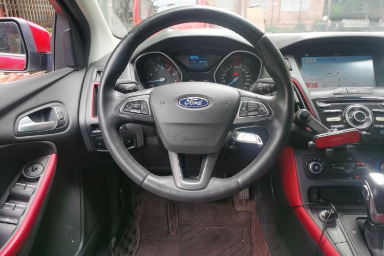 Used Ford Focus 2020 Hatchback Classic 1.5L Automatic Trendy Model Steering Wheel