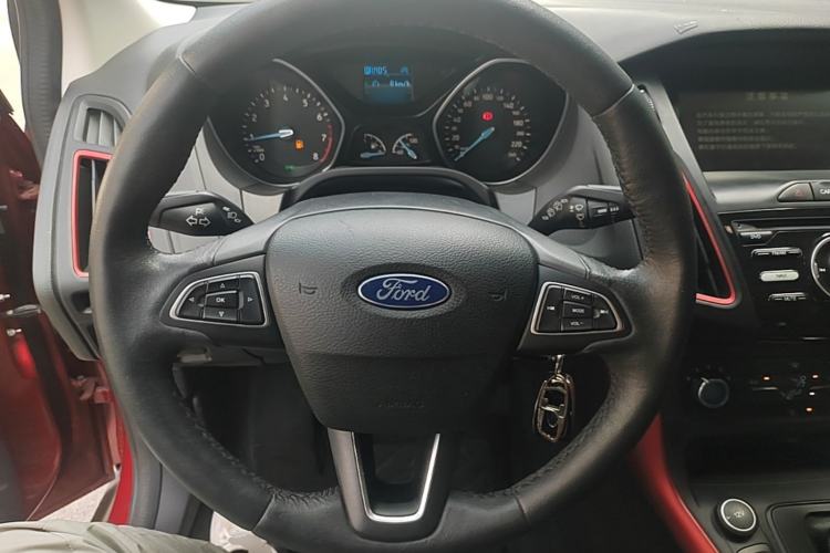 Used Ford Focus 2020 Hatchback Classic 1.5L Automatic Trendy Model Steering Wheel