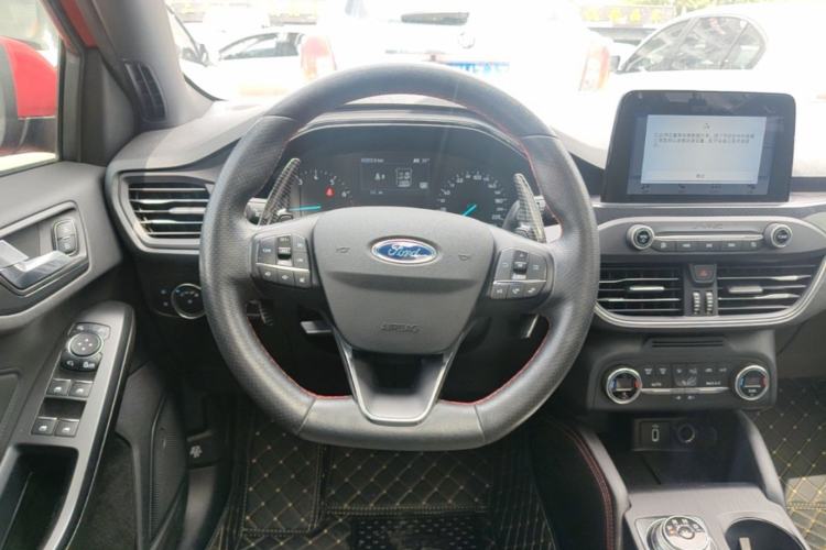 Used Ford Focus 2020 Sedan EcoBoost 180 Automatic ST Line Steering Wheel