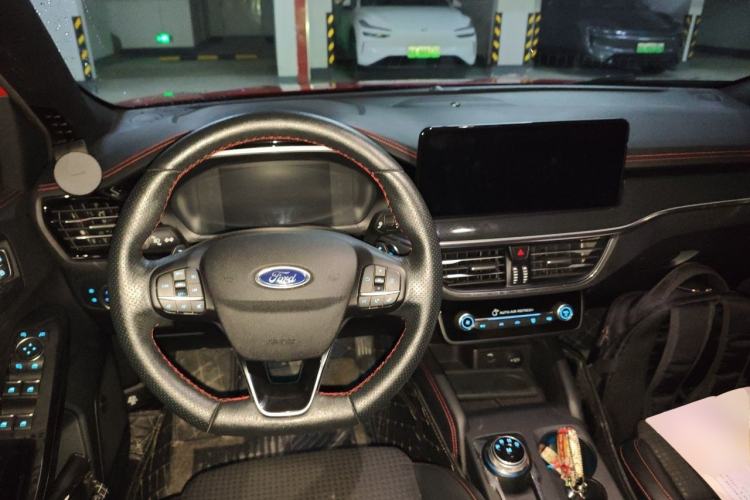 Used Ford Focus 2020 Sedan EcoBoost 180 Automatic ST Line Steering Wheel