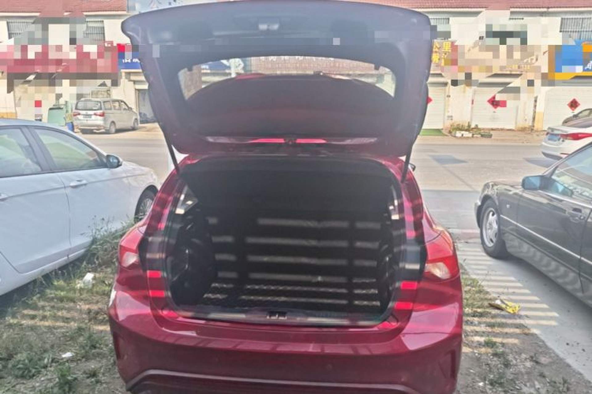 Used Ford Focus 2020 Hatchback 1.5L Automatic Sharp Edition Trunk