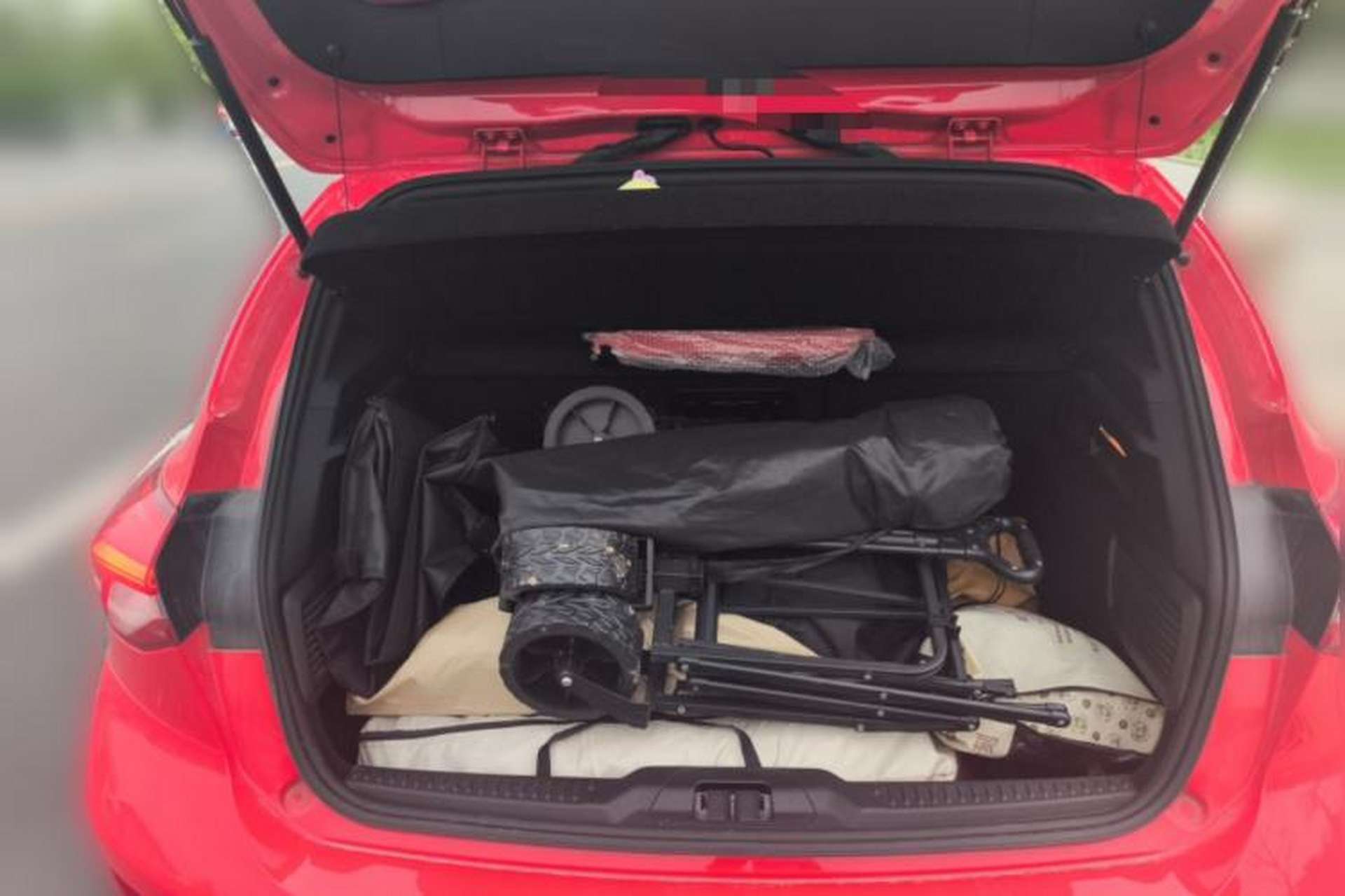 Used Ford Focus 2020 Hatchback EcoBoost 180 Automatic ST Line Trunk
